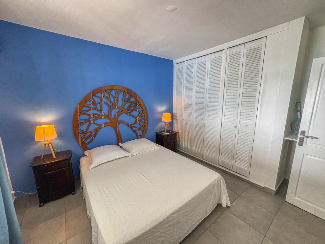 29.Location villa piscine Sainte Anne Guadeloupe_Chambre vue Mer